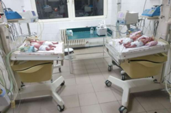 Большое пополнение: в Ужгороде женщина родила сразу четверых малышей