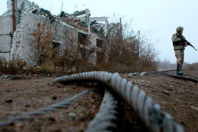 Бойовики за добу чотири рази порушили режим тиші на Донбасі
