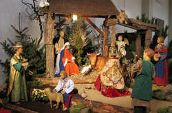 За спостереженнями Блаженнішого Святослава, світське Різдво має три головні риси