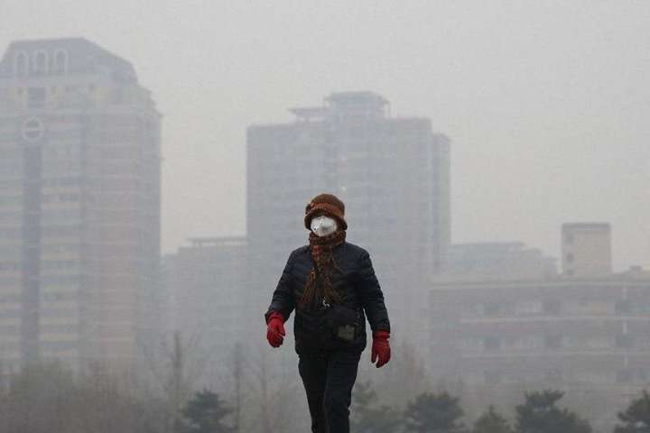Рівень забруднення зашкалює: Київ на 13 місці серед міст із найгіршим повітрям