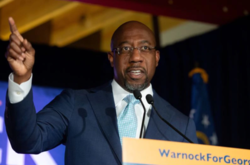 Після обробки близько 98% бюлетенів Ворнок набрав 50,5% голосів