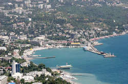  До порту Ялти британський корабель зможе зайти лише за виключних обставин 