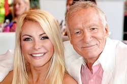  34-летняя модель Кристал Хефнер рассказала о том, как едва не погибла 
  