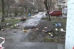 Хлопчика врятувало те, що він упав з восьмого поверху не на асфальт, а на землю