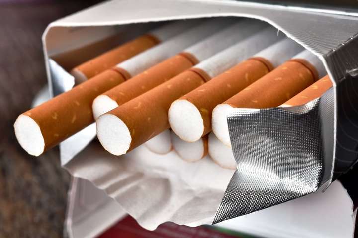 Очільник міністерства охорони здоров’я розповів, де купити цигарки під час локдауну