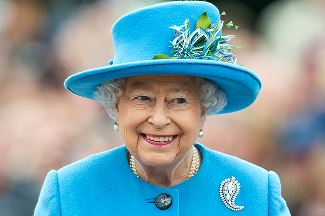 Королева Великобританії вакцинувалася від коронавірусу