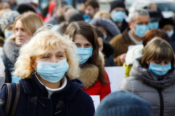 Коронавірус у Києві: за добу понад 900 нових хворих