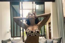 Настя Каменских в гепардовом бикини вызвала фурор (фото)