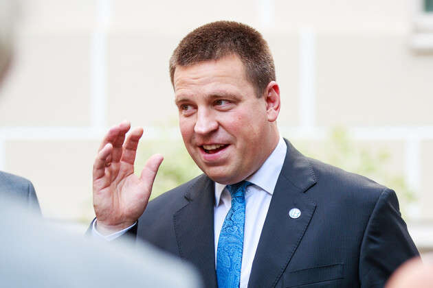 Прем'єр-міністр Естонії йде у відставку через корупційний скандал