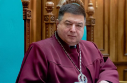 Тупицкий отмечает, что проведение публичного «шоу» с инсценировкой вручения подозрения планируется с участием отдельных СМИ и общественных активистов