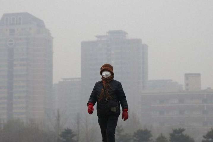 У столиці погіршилось повітря: Київ у тридцятці найбрудніших міст світу