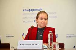 «Слуга» Ясько розповіла, як Офіс Зеленського налагодив комунікацію з Медведчуком та його телеканалами 