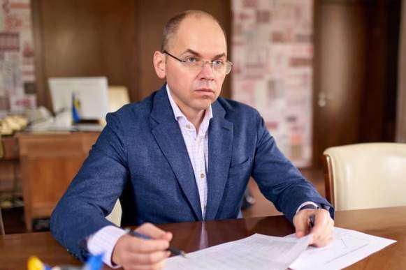 Степанов різко висловився про скандал з таємною vip-вакцинацією