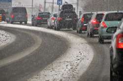 Автоінструктор дав поради водіям у зв'язку з негодою