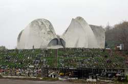 Крематорій порушив низку вимог статей Земельного кодексу та Закону про відходи