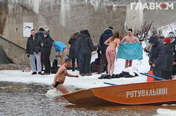 Рятувальники чергуватимуть у місці купання в Гідропарку
