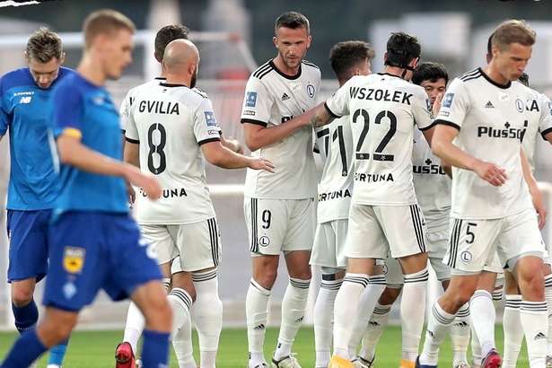 Київське «Динамо» розпочало перший зимовий збір з поразки (відео)