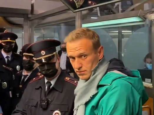 Москва давно перейшла всі «червоні лінії». Порошенко прокоментував арешт Навального 