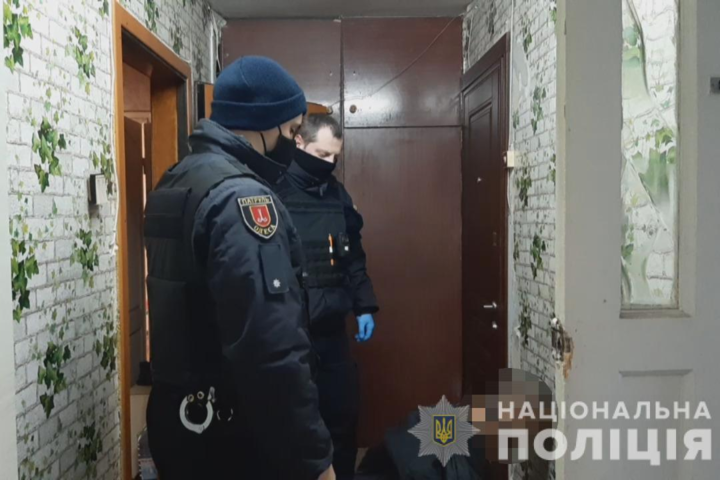 З'явилося відео затримання одеського вбивці, який відрізав голови двом людям