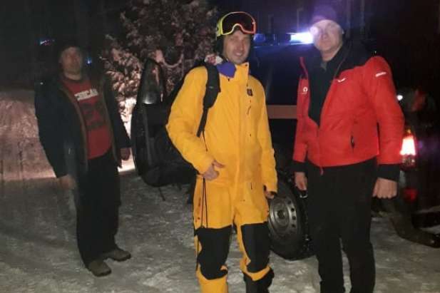 Рятувальники знайшли у горах зниклого туриста з Києва