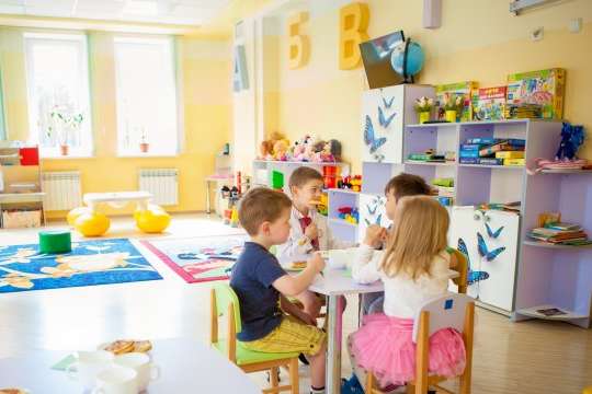 Скільки дитячих садочків працює на Київщині під час локдауну