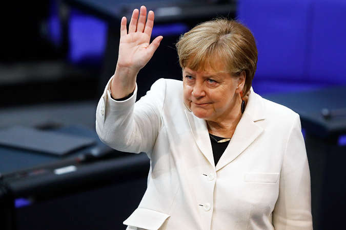 Меркель вважає, що ситуація з Навальним – не привід зупиняти «Північний потік-2»
