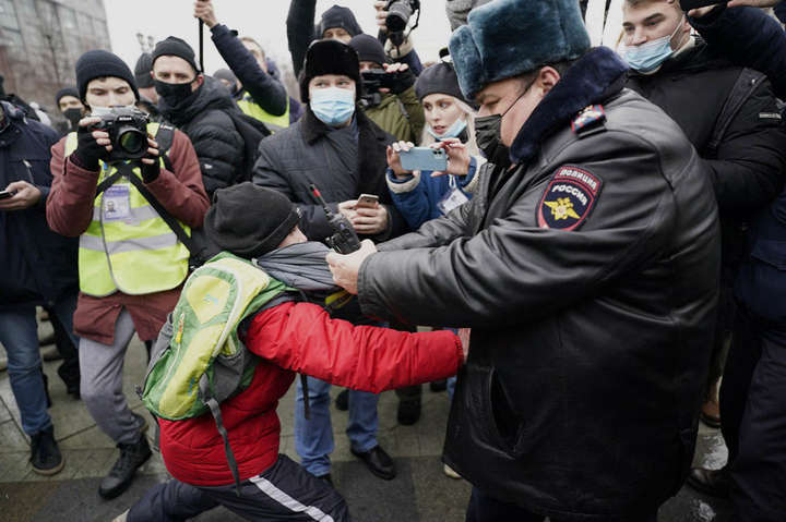 Протести в Росії: силовики затримали рекордну кількість людей за 10 років