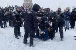 США закликали Кремль негайно звільнити Навального і протестувальників