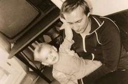 Путин во время работы в Восточной Германии