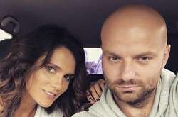 Известный радиоведущий Слава Демин c женой