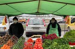 Ярмарки повернулись на столичні вулиці: де купити недорогі продукти (адреси)