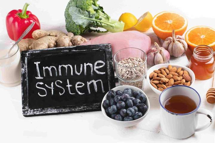 Часник, куркума і насіння: у МОЗ розповіли, що їсти для імунітету