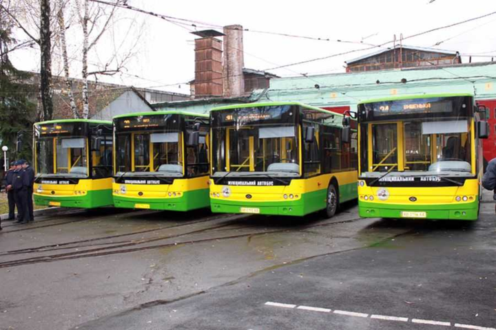 Влада Вінниці змінила маршрути трьох автобусів