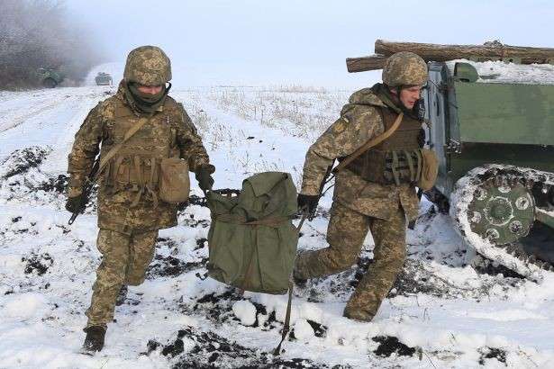 Бойовики 10 разів обстріляли позиції українських військових на Донбасі