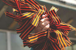  В Україні за виготовлення, поширення комуністичної, нацистської символіки передбачений тюремний термін 