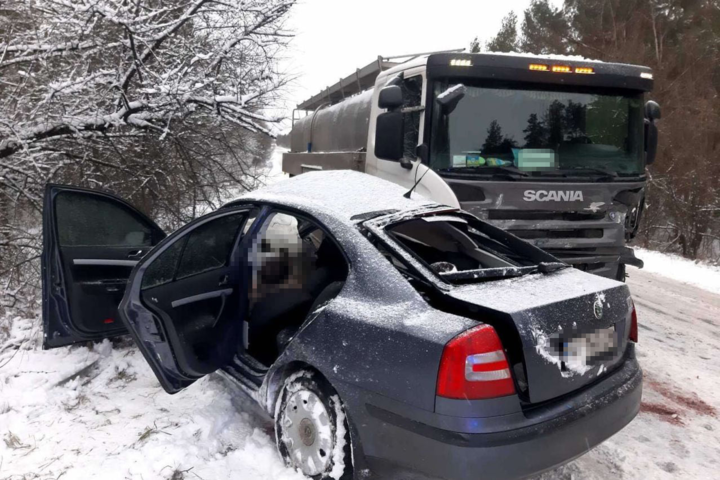 На Вінниччині сталося смертельне ДТП, водій загинув на місці 