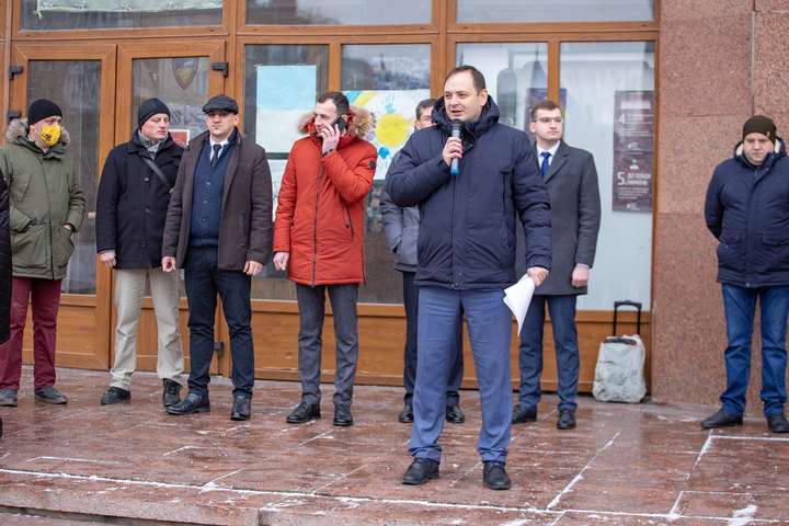 Мер Івано-Франківська разом із громадянами протестували проти високих тарифів (відео)