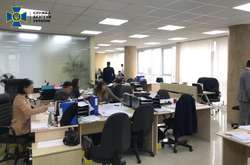 У мережі кол-центрів працювало майже 250 операторів, що залучали «клієнтів»