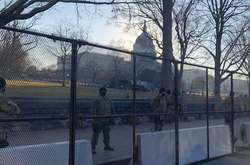 Біля Капітолію США затримали озброєного чоловіка