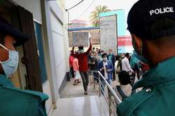  У Бангладеш вакцину отримають більш 16,9 млн осіб  