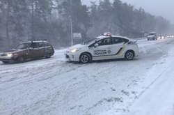 Снегопад: в Киеве за полдня произошло рекордное количество аварий