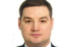 Колишній заступник голови СБУ має «московську родину» і називає Путіна красенем