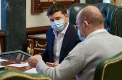 Зеленський обіцяє безкоштовну вакцинацію, але є винятки