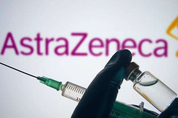 Агентство з лікарських засобів Італії рекомендувало не використовувати вакцину AstraZeneca людям старше 55 років