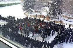 Кількість затриманих на мітингах в РФ стрімко зростає. Найбільше в Москві та у Владивостоці