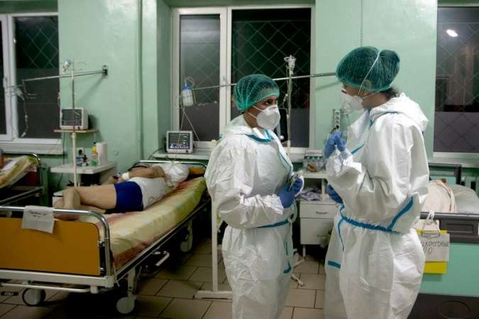 На Буковині реанімації двох лікарень переповнені пацієнтами