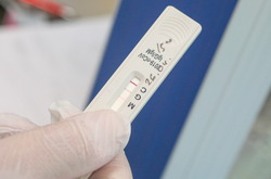 Нідерланди запускають експрес-тестування на Covid-19 за диханням