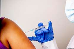 Для початку вакцинації уже підтверджено отримання Україною 117 тисяч доз вакцини 