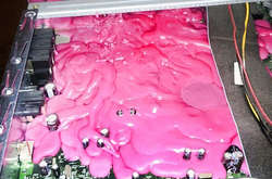 Курьезные фото людей, которым нельзя оставаться наедине с техникой