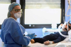 Оперативные данные Минздрава: количество больных на коронавирус стремительно растет